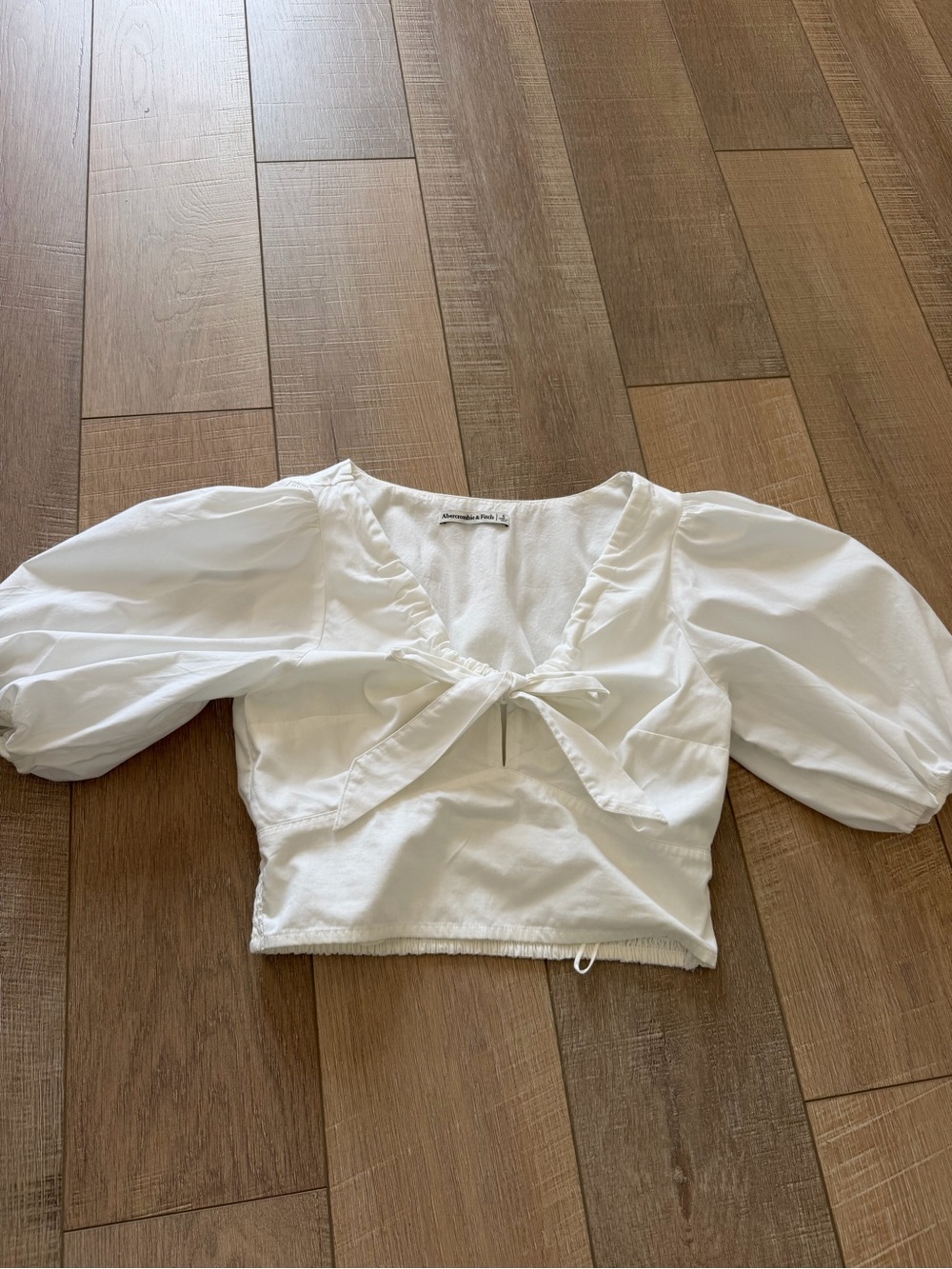 Abercrombie & Fitch White Tie-Front Puff Sleeve Crop Top